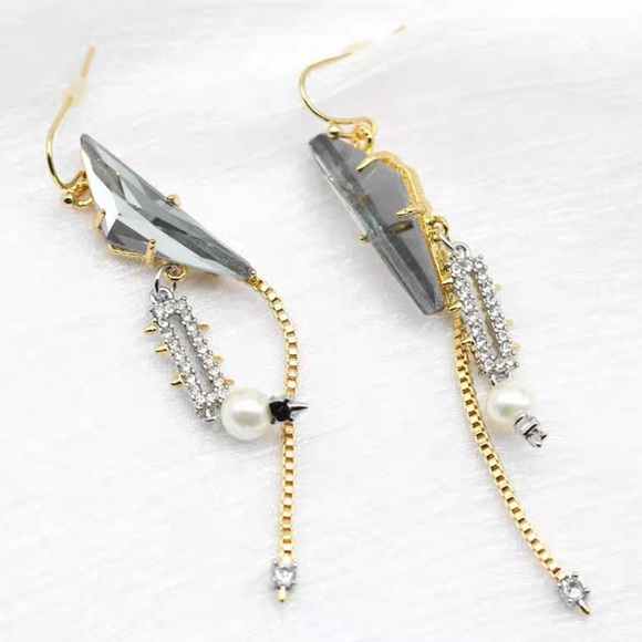 Alexis Bittar Abstract Crystal and Pearl Drop Earrings - Picture 2 of 2